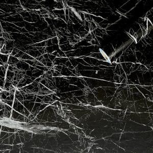 Самоклеюча плівка 0,45х10м х 0,07мм Чорний мармур з павутинкою SW-00001276